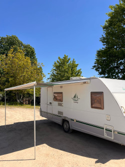 Przyczepa kempingowa KNAUS EIFELLAND HOLIDAY 520